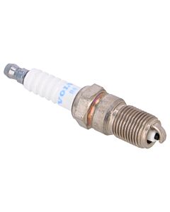 Bougie 104, 190, 2.8 - 5.3, 205, 21, 25, 305, 309, 505, Axel, BX, CX, Daimler, Espace, Visa, XJ, XJSC 104, 190, 2.8 - 5.3, 205, 21, 25, 305, 309, 505, Axel, BX, CX, Daimler, Espace, Visa, XJ, XJSC