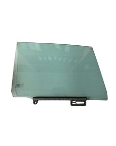 Volvo Portier ruit 144+164+244+245 links achter getint Volvo onderdeel nr 1213676U gebruikt