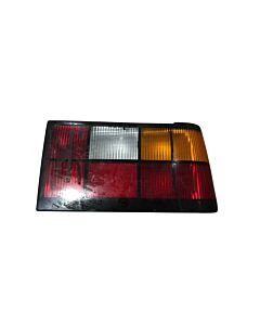 Rechter achterlicht Volvo 440 met verlichting, gebruikt 454325/298702